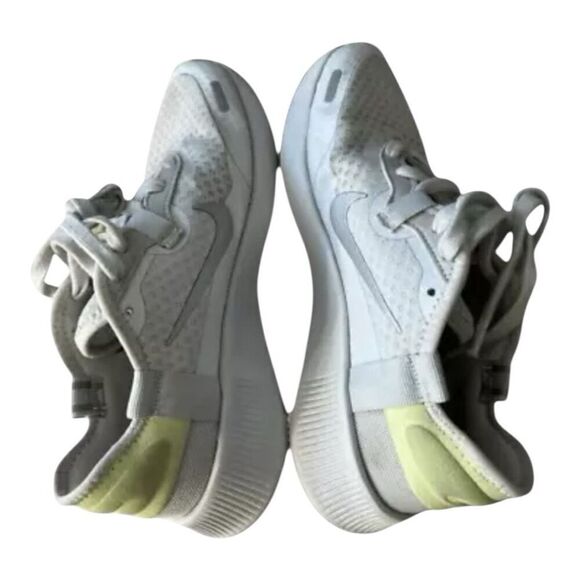 Nike Reposto Running Shoes Womens 7 Athleisure Photon-Dust Platinum CZ5630-009 - Picture 4 of 11